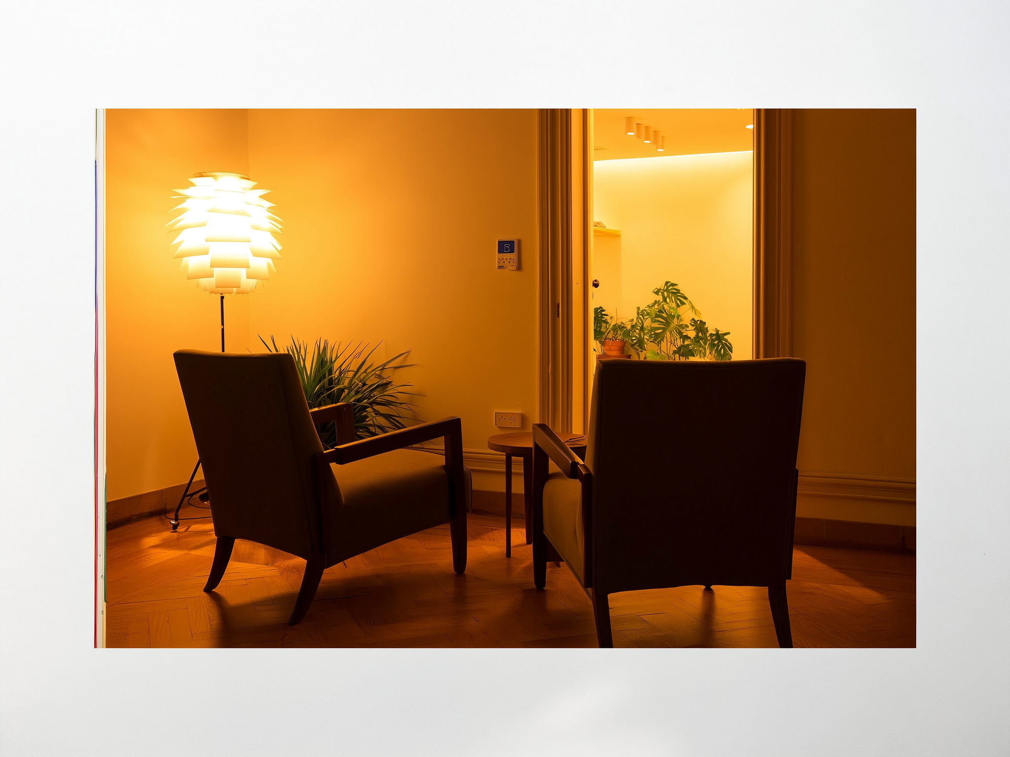 Consulta de terapia de pareja con ambiente acogedor y profesional